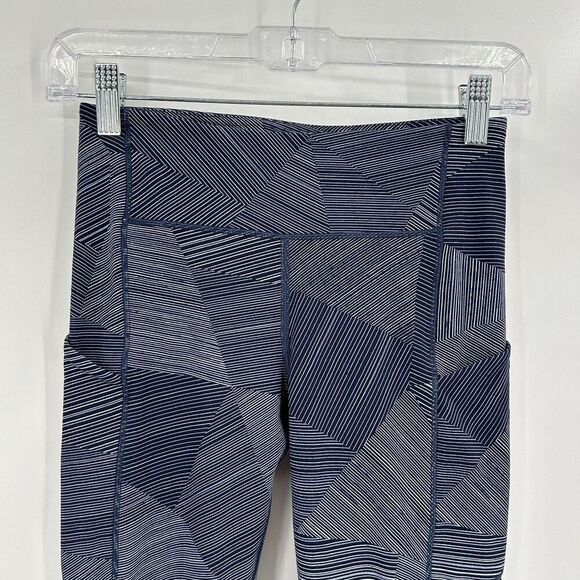LULULEMON Speed Up Crop 21" Blue White Stripe Design Workout Leggings Size 4 - Picture 11 of 15